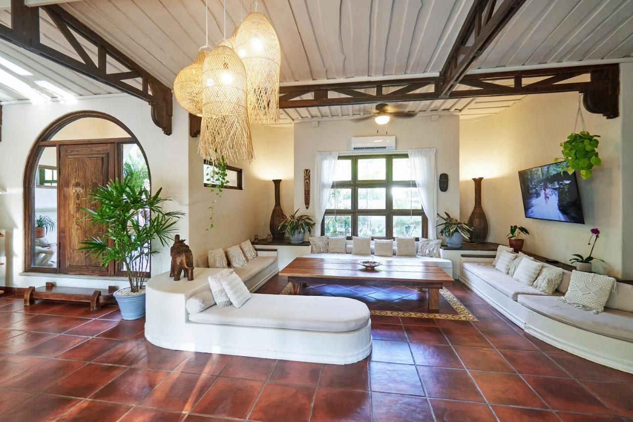 Paradise Beach Lodge 马尔帕伊斯 外观 照片